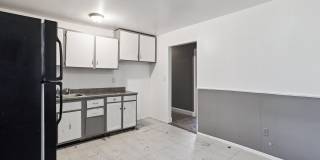 $1,300 - 3 bedroom 1 bath Gallery 8