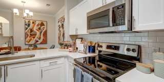 Centerview at Crossroads Gallery 11