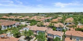Excellent Townhome at the Terrace in Artesia Gallery 79