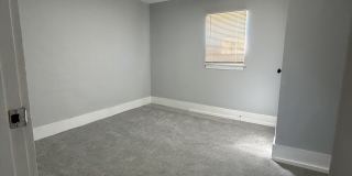 107 N Sanford St Gallery 9