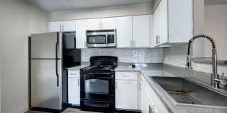 Summit Riverside Apartments Gallery 48