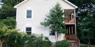 4/2 apartment off of Milledge Gallery 1
