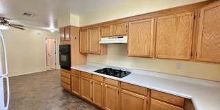 Great 3 Bedroom, 2 Bathroom Home in Quiet Neighborhood! Gallery 18