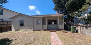 Pacific Grove Cottage with Classic Character Gallery 1