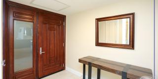 **PARK SHORE BEAUTY WALK TO VENETIAN VILLAGE ** ESPLANADE** NICE AMENITIES ** 2 BEDROOM CONDO ON THE BEACH ** Gallery 34