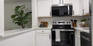 The Mason Apartments at Chevy Chase Gallery 1