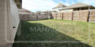 Beautiful 3-bedroom, 2-bathroom home with a 2-car garage now available for rent! Gallery 27