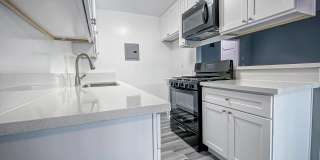 Cohasset Apartments Gallery 22