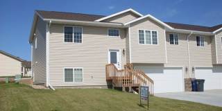 3 BEDROOM | 2 BATH | TOWNHOME | RAPID VALLEY Gallery 1
