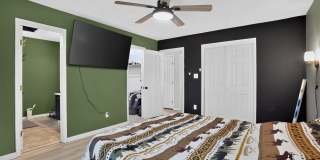 Spacious 4BR Condo in Newport News Spacious 4BR Condo in Newport News Gallery 16