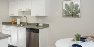 Arbor Walk Apartments Gallery 1