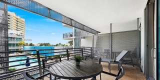 1437 Collins Ave Gallery 18