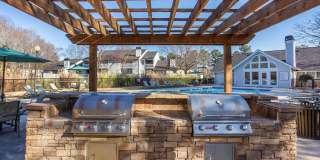 The Laurel Apartments Gallery 2