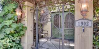 1902 Granville Ave Gallery 2