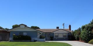 Cute Home in Bakersfield Gallery 1