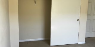 555 10th Street Gallery 13