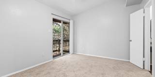 RIVER CROSSING TOWNHOME - 2BD -2.5BA - GREENBELT VIEW - WASHER/DRYER - RESERVED PARKING Gallery 17
