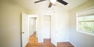 4/2 with additional office Gallery 21