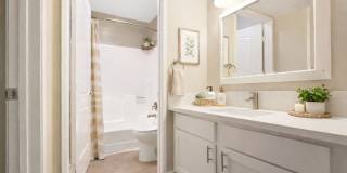 Tremont Apartments | 514 S Catalina St Gallery 12