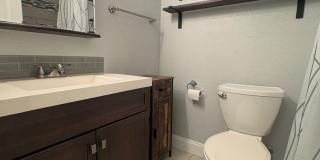 Stylish Ground Level Condo 2 Bedroom 2 Bath! Gallery 13