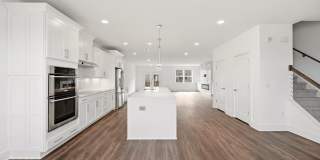 44824 TIVERTON SQ Gallery 15