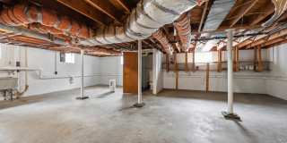 1911 Fontaine Road Gallery 31