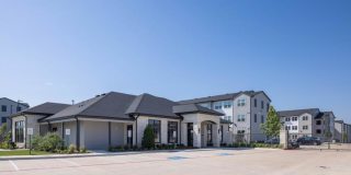 8700 Decker Lake Rd Gallery 2