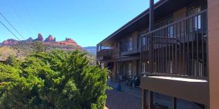 MOVE IN SPECIAL!! APARTMENT - UPTOWN SEDONA - BALCONY WITH RED ROCK VIEWS Gallery 1