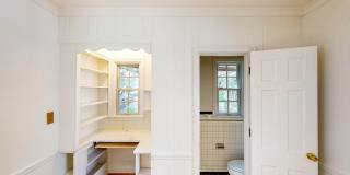 NW DC locale...3 level - 2 bed + Den with 2.5 & off street parking  - 16 months only Gallery 21