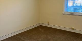 Wile - 1682-1688 Wyandotte Rd Gallery 10