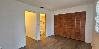 4904 Vincennes Court Gallery 10