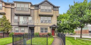 Wonderful 3-Level Hillsboro Townhouse! Special $500 credit on your first month's rent! Wonderful 3-Level Hillsboro Townhouse! Special $500 credit on your first month's rent! Gallery 1