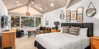 625 S West End Street unit: 8 Gallery 9