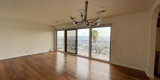Gorgeous 5 Bed House - Amazing View! Gallery 25