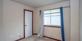Spacious 4-Bedroom Home in The Oaks with Fenced Yard Spacious 4-Bedroom Home in The Oaks with Fenced Yard Gallery 27