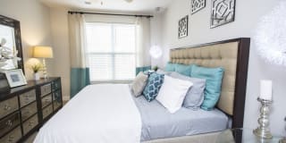 Tryon Place Gallery 12