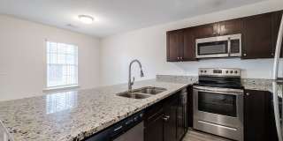 3 Bed 2.5 Bath - Spacious Townhome Centrally Located in Rincon Gallery 3