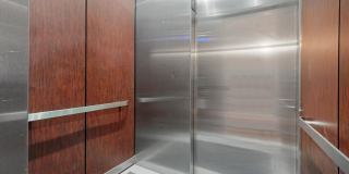 128 S Aberdeen Street Gallery 28