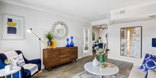 Allanza at the Lakes Gallery 25