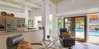 Beautiful 5 bed/4 bath + Den in Desirable Paradise Valley Gallery 33