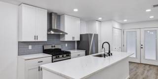 1110 1/2 Avenue S Gallery 1