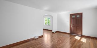 AVAILABLE OCT 1ST!! RENOVATED 3-BEDROOM PENN HILLS!! Gallery 17