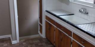 3 Bed 1.5 Bath NO SEC8 OPEN HOUSE SAT 8/29 2-4pm, SUN 8/30 12:30-2:30pm Gallery 11