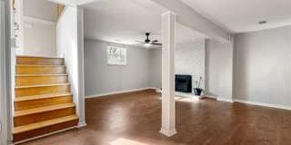 3 bed 2.5 bath single family home Gallery 25