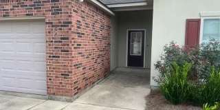 17104 Richmond Dr Gallery 1