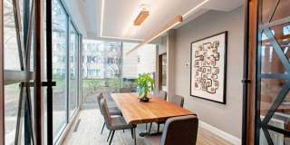 Shirlington House Gallery 18