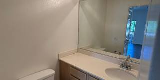 3bd/3ba Town Home In A Quiet Gated Housing Community! A Must See! Gallery 8