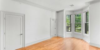 31 Parade Street Gallery 9