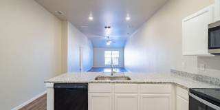 Cypress - 2114 N Avenue K Gallery 11