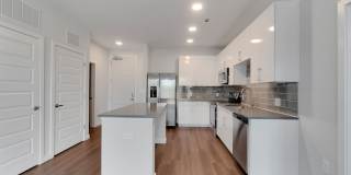 LakePointe Gallery 29